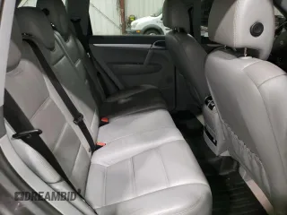 2010 Porsche Cayenne z VIN WP1AA2AP6ALA12371, wystawiony jako Copart lot #52828165 z przebiegiem 86 977 mil mil oraz Czysty tytuł • Clean title. Historia ofert i sprzedaży dostępna na DreamBid. Obrazek 11.