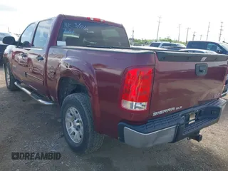 2008 GMC Sierra 1500 SLT z VIN 2GTEC13J381206419, wystawiony jako IAAI lot #42342570 z przebiegiem 145 671 mil mil oraz . Historia ofert i sprzedaży dostępna na DreamBid. Obrazek 3.