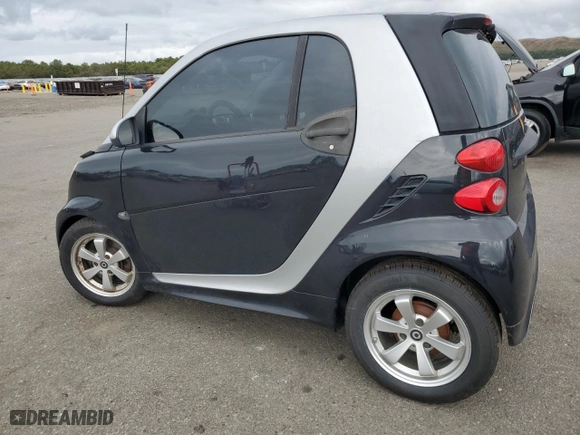2013 Smart fortwo Pure with VIN WMEEJ3BA0DK601852, listed as a Copart auction lot 71201764 with NaN miles and Clean Title. Bid and sale history available at carsss.com. Image 2.