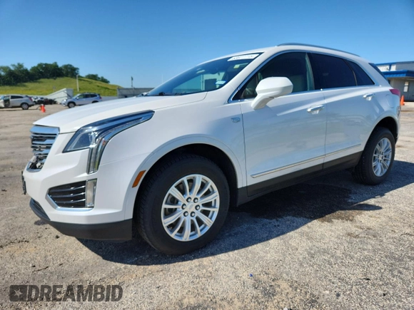 2017 Cadillac XT5 FWD z VIN 1GYKNARS2HZ173122, wystawiony jako Copart lot #63027715 z przebiegiem 130 467 mil mil oraz Czysty tytuł • Clean title. Historia ofert i sprzedaży dostępna na DreamBid. Obrazek 1.