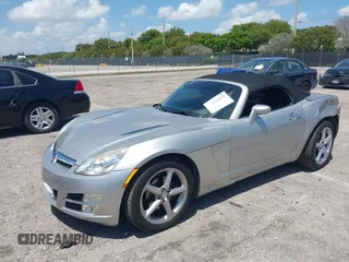 2008 Saturn Sky z VIN 1G8MC35BX8Y128872, wystawiony jako IAAI lot #42152153 z przebiegiem 62 022 mil mil oraz . Historia ofert i sprzedaży dostępna na DreamBid. Obrazek 17.