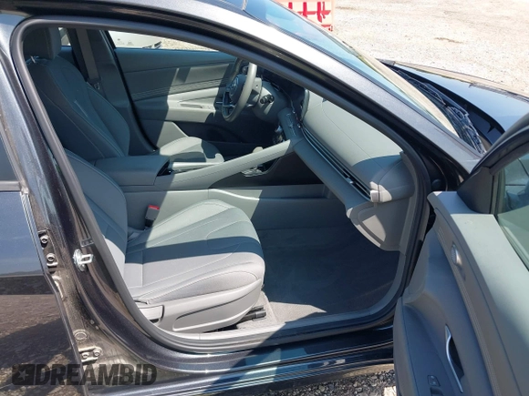 2023 Hyundai Elantra SEL with VIN 5NPLS4AG3PH112668, listed as a IAAI auction lot 42458013 with 30,217 mi miles and . Bid and sale history available at DreamBid. Image 5.