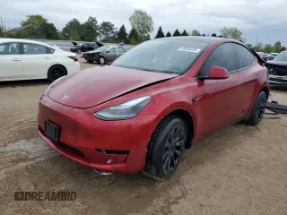 2024 Tesla Model Y Long Range с VIN 7SAYGDEEXRA224319, выставлен на аукционе Copart как лот 54835435 с пробегом 13 895 миль миль и Списание • Salvage title. История ставок и продаж доступна на DreamBid. Изображение 1.