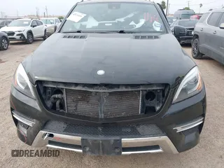 2015 Mercedes-Benz M 400 with VIN 4JGDA5GB7FA546103, listed as a IAAI auction lot 42124141 with Not provided miles and . Bid and sale history available at DreamBid. Image 13.
