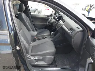 2023 Volkswagen Tiguan SE R-Line Black with VIN 3VV8B7AX4PM019421, listed as a IAAI auction lot 41885691 with 36,332 mi miles. Bid and sale history available at carsss.com. Image 5.