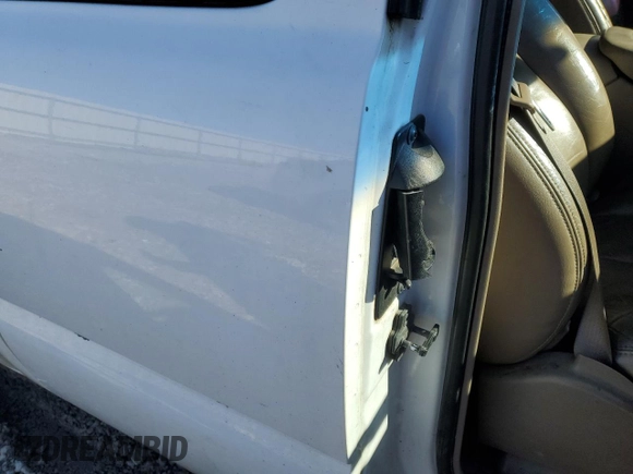 2003 Chevrolet Silverado 1500 LT with VIN 1GCEK19T73Z325201, listed as a Copart auction lot 88667655 with 247,505 mi miles and Salvage Title. Bid and sale history available at DreamBid. Image 11.