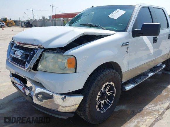 2007 Ford F-150 XLT z VIN 1FTRW12WX7KC53550, wystawiony jako IAAI lot #41909529 z przebiegiem 167 206 mil mil oraz . Historia ofert i sprzedaży dostępna na DreamBid. Obrazek 17.