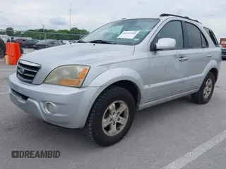 2007 Kia Sorento LX z VIN KNDJC736775716198, wystawiony jako IAAI lot #42372109 z przebiegiem 186 948 mil mil oraz . Historia ofert i sprzedaży dostępna na DreamBid. Obrazek 2.