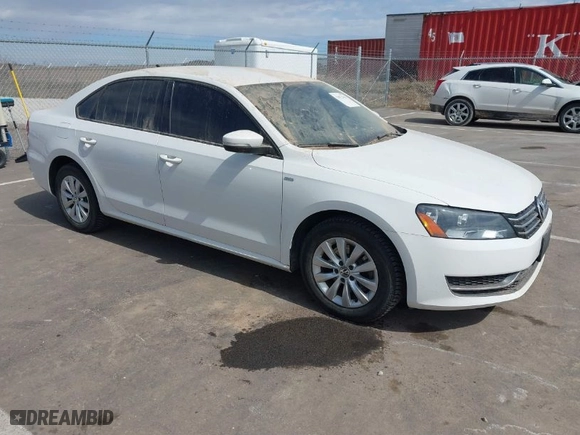 2014 Volkswagen Passat Wolfsburg Ed with VIN 1VWAT7A32EC099677, listed as a IAAI auction lot 41872416 with 182,392 mi miles. Bid and sale history available at carsss.com. Image 1.
