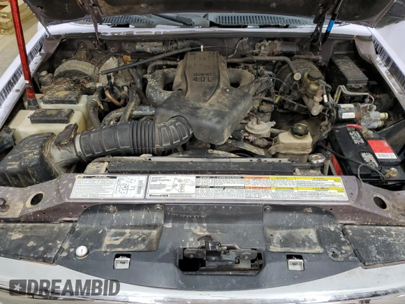 1997 Ford Explorer XL с VIN 1FMDU34E9VZB05163, выставлен на аукционе Copart как лот 69051374 с пробегом 113 148 миль миль и Списание • Salvage title. История ставок и продаж доступна на DreamBid. Изображение 12.