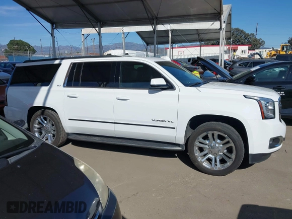 2017 GMC Yukon XL SLT with VIN 1GKS2GKC5HR403907, listed as a IAAI auction lot 41835784 with 46,004 mi miles. Bid and sale history available at carsss.com. Image 14.