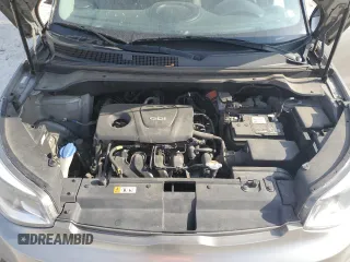 2019 Kia Soul z VIN KNDJN2A24K7672817, wystawiony jako Copart lot #54296525 z przebiegiem 107 338 mil mil oraz Nie do naprawy • Non repairable. Historia ofert i sprzedaży dostępna na DreamBid. Obrazek 12.