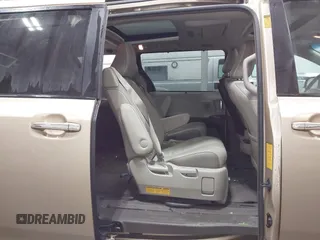 2014 Toyota Sienna Ltd with VIN 5TDDK3DCXES074614, listed as a IAAI auction lot 41691123 with 117,571 mi miles. Bid and sale history available at carsss.com. Image 8.