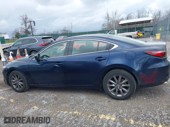 2018 Mazda Mazda6 Sport with VIN JM1GL1UM7J1326043, listed as a IAAI auction lot 41791850 with 193,512 mi miles. Bid and sale history available at carsss.com. Image 14.