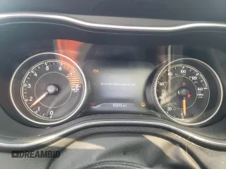 2020 Jeep Cherokee Limited with VIN 1C4PJLDX4LD596814, listed as a Copart auction lot 64524984 with 55,593 mi miles and Salvage title. Bid and sale history available at DreamBid. Image 9.