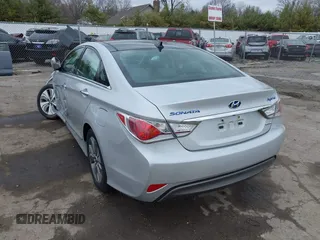 2015 Hyundai Sonata Hybrid Limited with VIN KMHEC4A45FA051854, listed as a IAAI auction lot 41853648 with 160,422 mi miles. Bid and sale history available at carsss.com. Image 3.