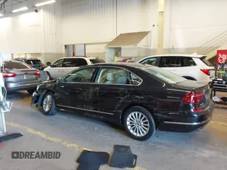2017 Volkswagen Passat SE with VIN 1VWBT7A30HC019849, listed as a IAAI auction lot 42450723 with 73,236 mi miles and . Bid and sale history available at DreamBid. Image 3.