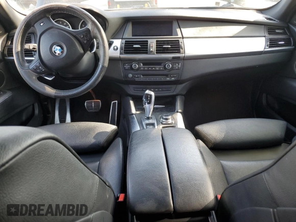 2013 BMW X6 xDrive50i z VIN 5UXFG8C5XDL591761, wystawiony jako Copart lot #54182645 z przebiegiem 117 250 mil mil oraz Szkoda całkowita • Salvage title. Historia ofert i sprzedaży dostępna na DreamBid. Obrazek 8.