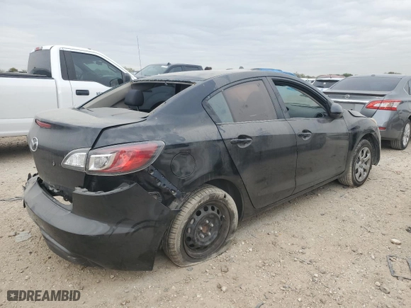 2011 Mazda Mazda3 i Sport with VIN JM1BL1UFXB1495485, listed as a Copart auction lot 82601654 with NaN miles and Salvage Title. Bid and sale history available at carsss.com. Image 3.