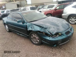2002 Pontiac Grand Prix GT with VIN 1G2WP12K52F157084, listed as a IAAI auction lot 39387833 with 122,775 mi miles. Bid and sale history available at carsss.com. Image 1.