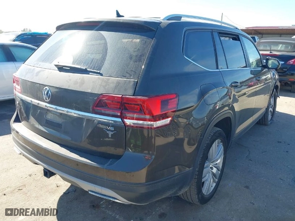 2019 Volkswagen Atlas 3.6L V6 SE w/Technology with VIN 1V2WR2CA0KC572590, listed as a IAAI auction lot 41083846 with 60,232 mi miles. Bid and sale history available at carsss.com. Image 4.