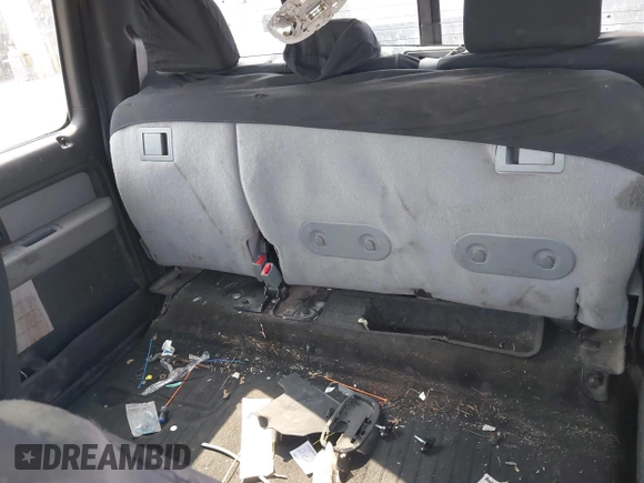 2014 Ford F-150 XL z VIN 1FTFW1ET2EKG20765, wystawiony jako IAAI lot #42356006 z przebiegiem Nie podano mil oraz . Historia ofert i sprzedaży dostępna na DreamBid. Obrazek 8.