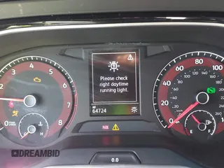 2020 Volkswagen Jetta S z VIN 3VWCB7BU4LM059258, wystawiony jako IAAI lot #42131824 z przebiegiem 64 724 mil mil oraz . Historia ofert i sprzedaży dostępna na DreamBid. Obrazek 7.