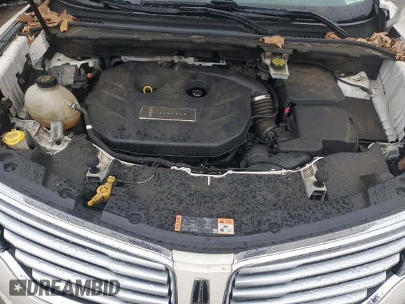 2018 Lincoln MKC Reserve z VIN 5LMTJ3DH9JUL22523, wystawiony jako Copart lot #45380295 z przebiegiem 111 494 mil mil oraz Szkoda całkowita • Salvage title. Historia ofert i sprzedaży dostępna na DreamBid. Obrazek 12.