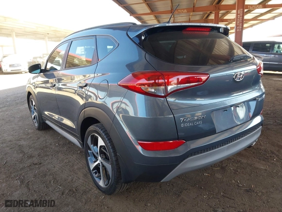 2017 Hyundai Tucson Value with VIN KM8J33A27HU460429, listed as a IAAI auction lot 41681076 with 95,178 mi miles. Bid and sale history available at carsss.com. Image 3.