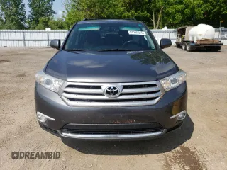 2012 Toyota Highlander Limited z VIN 5TDDK3EH3CS117200, wystawiony jako Copart lot #57280915 z przebiegiem 231 239 mil mil oraz Szkoda całkowita • Salvage title. Historia ofert i sprzedaży dostępna na DreamBid. Obrazek 5.
