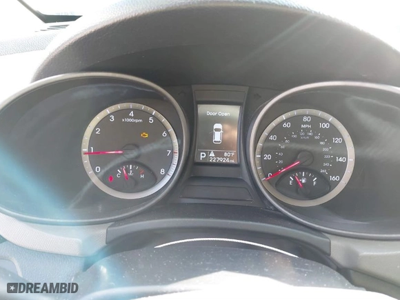2016 Hyundai Santa Fe Sport with VIN 5XYZT3LB2GG350540, listed as a IAAI auction lot 41421201 with 227,924 mi miles. Bid and sale history available at carsss.com. Image 7.