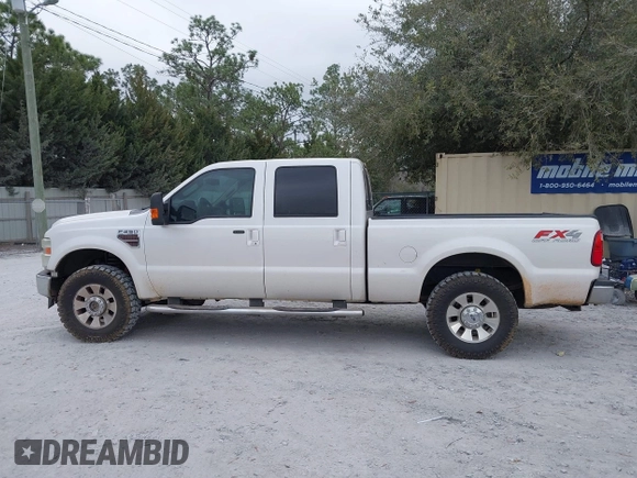 2010 Ford Super Duty F-250 SRW XL with VIN 1FTSW2BR5AEA79832, listed as a IAAI auction lot 41678829 with 175,470 mi miles. Bid and sale history available at carsss.com. Image 14.
