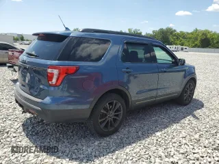 2018 Ford Explorer XLT with VIN 1FM5K7D81JGA12252, listed as a Copart auction lot 52372855 with 120,247 mi miles and Salvage Title. Bid and sale history available at DreamBid. Image 3.