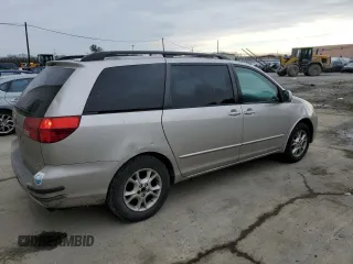 2004 Toyota Sienna XLE with VIN 5TDZA22C24S215695, listed as a Copart auction lot 88263905 with 223,847 mi miles and Clean Title. Bid and sale history available at carsss.com. Image 3.
