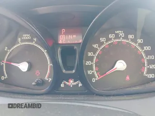 2013 Ford Fiesta S с VIN 3FADP4AJ8DM107477, выставлен на аукционе IAAI как лот 42474054 с пробегом 109 114 миль миль и . История ставок и продаж доступна на DreamBid. Изображение 7.
