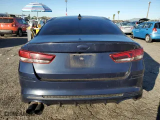 2019 Kia Optima SX with VIN 5XXGW4L20KG315190, listed as a Copart auction lot 87968565 with 99,161 mi miles and Salvage Title. Bid and sale history available at carsss.com. Image 6.