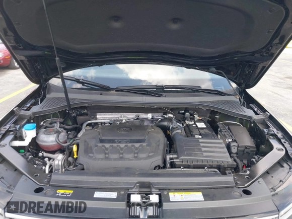 2024 Volkswagen Tiguan with VIN 3VVTB7AX6RM218502, listed as a IAAI auction lot 42063327 with 7,280 mi miles and . Bid and sale history available at DreamBid. Image 10.