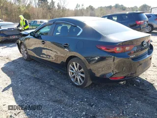 2022 Mazda 3 Select z VIN 3MZBPABL6NM304906, wystawiony jako IAAI lot #41634685 z przebiegiem 48 372 mil mil oraz . Historia ofert i sprzedaży dostępna na DreamBid. Obrazek 3.