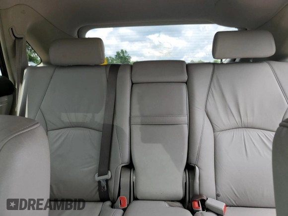 2008 Lexus RX 350 z VIN 2T2HK31U48C067570, wystawiony jako Copart lot #58711905 z przebiegiem 128 521 mil mil oraz Szkoda całkowita • Salvage title. Historia ofert i sprzedaży dostępna na DreamBid. Obrazek 10.