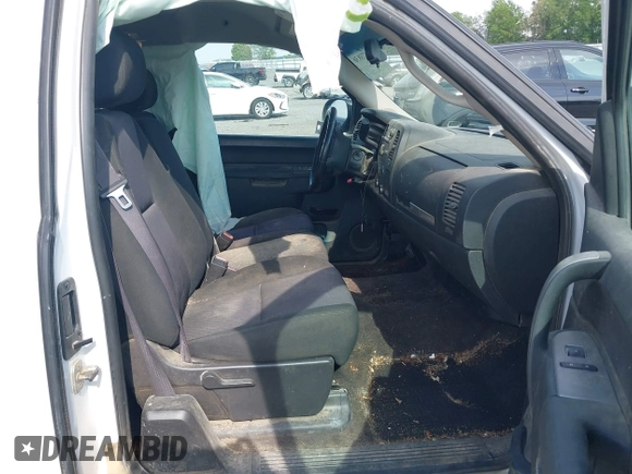 2013 GMC Sierra 1500 SLE with VIN 1GTR2VE79DZ375780, listed as a IAAI auction lot 42073836 with 255,558 mi miles and . Bid and sale history available at DreamBid. Image 5.