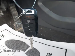 2016 Kia Forte LX z VIN KNAFK4A68G5477333, wystawiony jako IAAI lot #42196777 z przebiegiem 77 805 mil mil oraz . Historia ofert i sprzedaży dostępna na DreamBid. Obrazek 11.