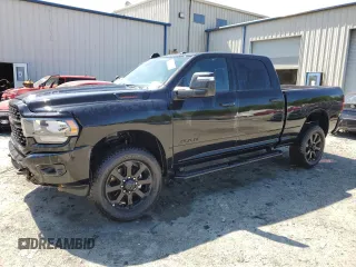 2024 Ram 2500 Big Horn z VIN 3C6UR5DJ1RG372406, wystawiony jako Copart lot #59103115 z przebiegiem 18 799 mil mil oraz Czysty tytuł • Clean title. Historia ofert i sprzedaży dostępna na DreamBid. Obrazek 1.