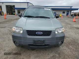 2005 Ford Escape XLT with VIN 1FMCU03105DA17737, listed as a Copart auction lot 79019394 with 183,304 mi miles and Clean Title. Bid and sale history available at carsss.com. Image 5.