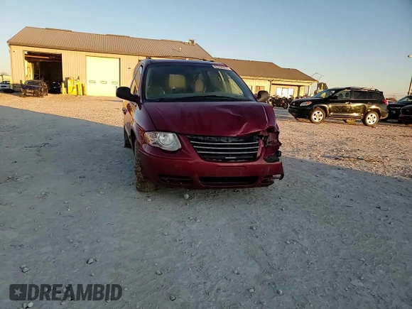 2006 Chrysler Town & Country LWB Touring with VIN 2A8GP54L66R728036, listed as a Copart auction lot 81298664 with 237,109 mi miles and Salvage Title. Bid and sale history available at carsss.com. Image 11.