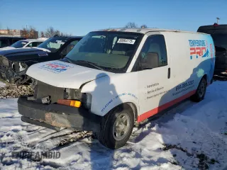 2007 Chevrolet Express Cargo z VIN 1GCFG15X171223833, wystawiony jako Copart lot #88863775 z przebiegiem 117 731 mil mil oraz Szkoda całkowita • Salvage title. Historia ofert i sprzedaży dostępna na DreamBid. Obrazek 1.