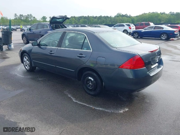 2006 Honda Accord Sdn LX SE with VIN 1HGCM56306A173263, listed as a IAAI auction lot 41919931 with 229,694 mi miles. Bid and sale history available at carsss.com. Image 3.