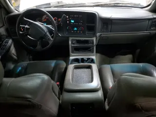 2003 Chevrolet Tahoe Z71 z VIN 1GNEK13Z83R162966, wystawiony jako Copart lot #54363635 z przebiegiem Nie podano mil oraz Czysty tytuł • Clean title. Historia ofert i sprzedaży dostępna na DreamBid. Obrazek 8.
