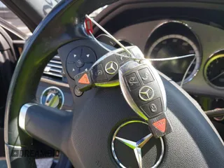 2010 Mercedes-Benz E 550 Luxury с VIN WDDHF9AB0AA125460, выставлен на аукционе IAAI как лот 42435400 с пробегом 120 925 миль миль и . История ставок и продаж доступна на DreamBid. Изображение 11.