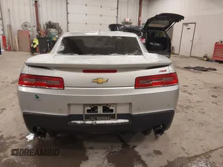 2014 Chevrolet Camaro LT z VIN 2G1FC1E31E9281774, wystawiony jako IAAI lot #41362956 z przebiegiem 144 936 mil mil oraz . Historia ofert i sprzedaży dostępna na DreamBid. Obrazek 16.