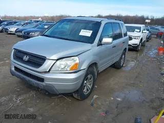 2003 Honda Pilot EX with VIN 2HKYF18553H556321, listed as a IAAI auction lot 41840056 with 110,352 mi miles. Bid and sale history available at carsss.com. Image 2.
